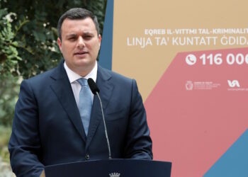 Dal 1 maggio attivo il numero verde nazionale 116 006 a sostegno delle vittime di reato