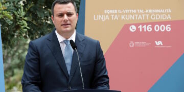 Dal 1 maggio attivo il numero verde nazionale 116 006 a sostegno delle vittime di reato