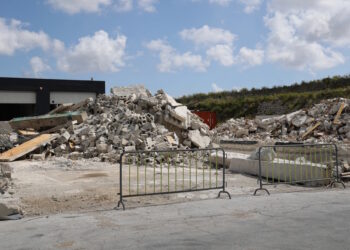 Demolizione del cantiere di Kordin dove ha perso la vita JeanPaul Sofia