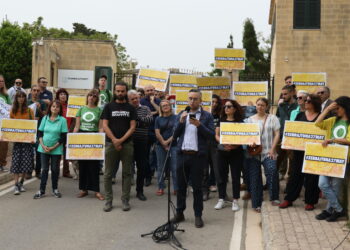 Ong unite contro la distruzione dell’ambiente e del territorio: «grave fallimento delle autorità pubbliche»