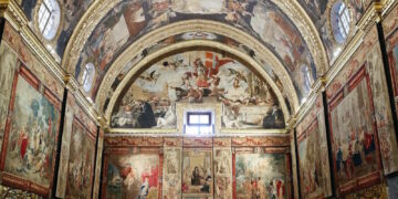Alla Concattedrale di San Giovanni in mostra gli splendidi arazzi del 1700 reduci da un restauro lungo 16 anni