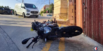 Scontro moto-furgone a Siggiewi; in due finiscono in ospedale