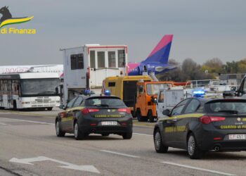Si finge un’altra persona per entrare in Italia: in manette immigrato proveniente da Malta