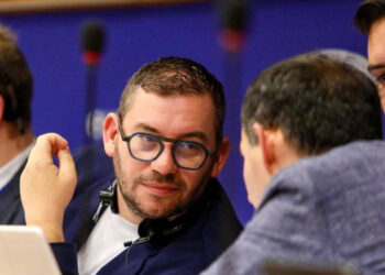 Leggi LGBTIQ+, Engerer si scaglia contro il Belpaese: «non smetteremo di combattere i fascisti italiani»