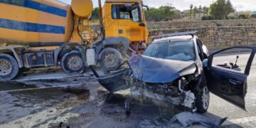 Birzebbugia, auto si schianta contro una betoniera. 54enne in pericolo di vita