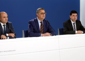 Portavoce per i Trasporti, Adrian Delia, portavoce delle Infrastrutture Ryan Callus, portavoce per l’Urbanistica Stanley Zammit