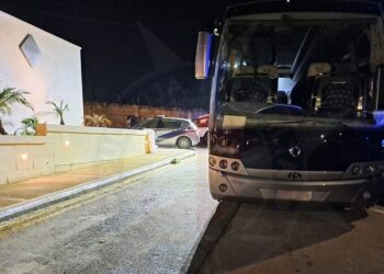 Tragedia a Zurrieq: autobus investe tre anziane passeggere appena scese dal mezzo. C’è una vittima