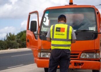 Controlli stradali, stangata di Transport Malta a 14 veicoli. Comminate 54 multe