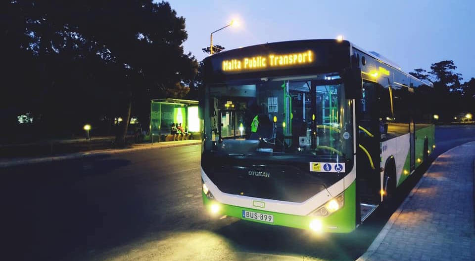St. Julian’s si prepara al St. Patrick’s Day: strade chiuse e cambiano i percorsi di diversi autobus