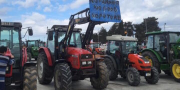 “Niente agricoltori, niente cibo, niente futuro”: la protesta dei trattori a Floriana contro l’Ue