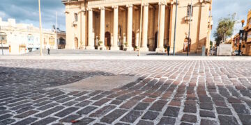 Da giovedì 8 febbraio prenderanno il via i lavori di rifacimento della piazza principale di Paola