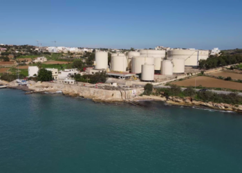 Via libera alla dismissione dei serbatoi nell’impianto di stoccaggio di San Luċjan