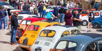 Valletta “invasa” dal rombo delle leggendarie Fiat 500 per la quarta edizione del Raduno a Malta