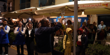 T’Anna Marì festeggia i primi dieci anni: un pilastro della ristorazione a Marsaxlokk