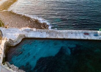 Nuova vita per la barriera frangiflutti di Marfa: completati i lavori da 2,1 milioni di euro