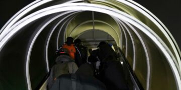Lotta ai clandestini: altri 20 immigrati irregolari “trasferiti” in altri Paesi UE