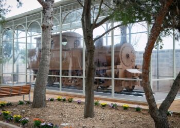 replica antica locomotiva