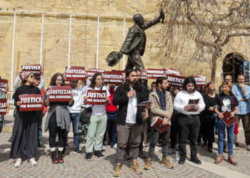 Attivisti lanciano la campagna “Giustizia per i Lavoratori”: sette richieste per salari più equi e migliori diritti