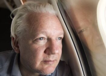 Finalmente libero! Julian Assange torna a casa dopo 1901 giorni di prigionia