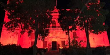 Giornata Mondiale del Donatore di Sangue 2024: i Palazzi Presidenziali si illuminano di rosso