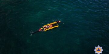 Ventenne in difficoltà tratto in salvo a St. Peter’s Pool