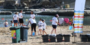 Spiagge e valli più pulite, al via la campagna “Islands Cleanup 2024”