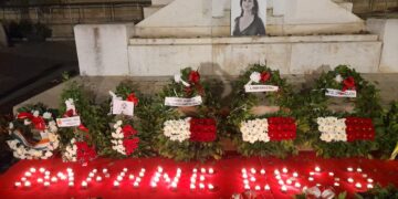 Foto, candele e fiori “spariscono” dal memoriale di Daphne Caruana Galizia dopo le celebrazioni del Victory Day