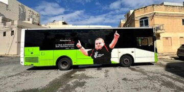 I trasporti pubblici rendono omaggio a Jake Vella, «un vero supereroe che ha ispirato ognuno di noi»