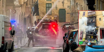 Incendio - Valletta - Vigili del Fuoco