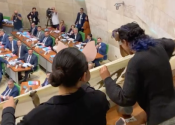 Parlamento, introdotte nuove misure di sicurezza dopo la protesta degli attivisti