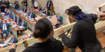 Parlamento, introdotte nuove misure di sicurezza dopo la protesta degli attivisti