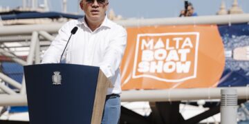 ministro dei Trasporti, Chris Bonett