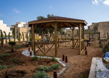 Inaugurato il nuovo giardino dell’Hospice di Santa Venera: un’oasi di serenità per i pazienti