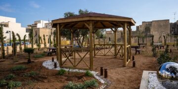 Inaugurato il nuovo giardino dell’Hospice di Santa Venera: un’oasi di serenità per i pazienti