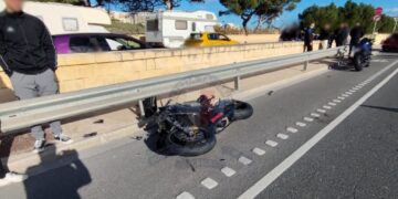 Schianto tra tre moto e un’auto a Naxxar: centauro in gravi condizioni