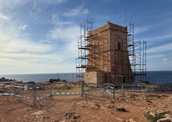 Torre di Ghajn Tuffieha a rischio crollo: polizia transenna l’area