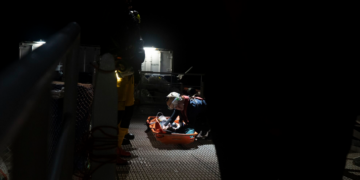 Tragedia dopo la speranza: bimba di 7 anni salvata nel Mediterraneo muore in ospedale a Malta