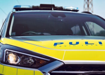 polizia police volante macchina