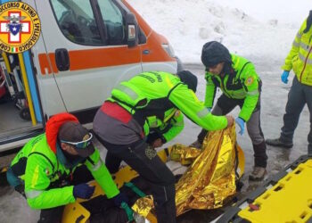 Incidente sull’Etna, turista maltese perde il controllo dello slittino e cade nel cratere