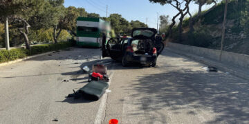 Incidente tra bus a due piani e auto a Gozo: sei persone trasportate in ospedale