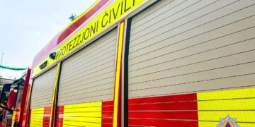 Incendio in un’officina a Ghaxaq: Vigili del Fuoco domano le fiamme
