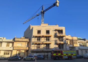 Precipita dall’alto di un cantiere a Zabbar: operaio muore sul colpo