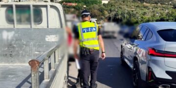 Controlli a tappeto sui mezzi pesanti: ispezionati oltre 370 bus e camion