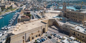 Nuova vita per Senglea: restaurato lo storico ingresso della città e le mura di Fort Sant Mikiel