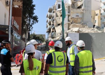 Crollo a Paceville: demolito l’edificio pericolante, via alla bonifica dell’area