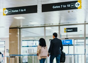 Impennata di passeggeri all’aeroporto di Malta, oltre 923.000 a giugno. Consigli per affrontare i picchi estivi