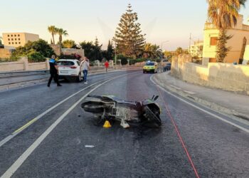 Schianto auto-moto a Mosta: 30enne gravemente ferito