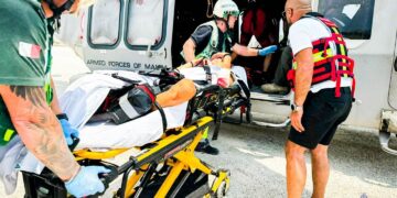 Giovane turista precipita nella zona di Riviera Bay: grave in ospedale