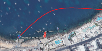 Acque contaminate lungo la Qawra Coast Road; balneazione sconsigliata in un tratto di costa