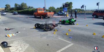 Schianto tra moto e scooter a Zejtun: due persone in ospedale